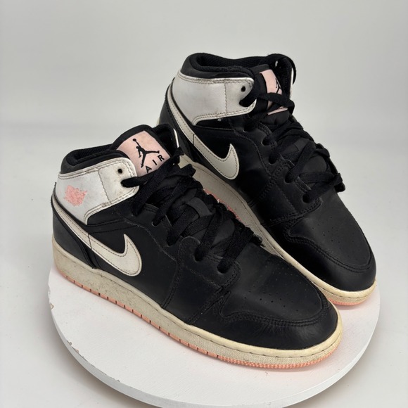 Jordan Other - Jordan Air Jordan 1 Mid Kids 6Y Black Pink Quartz Sneakers Streetwear Classic